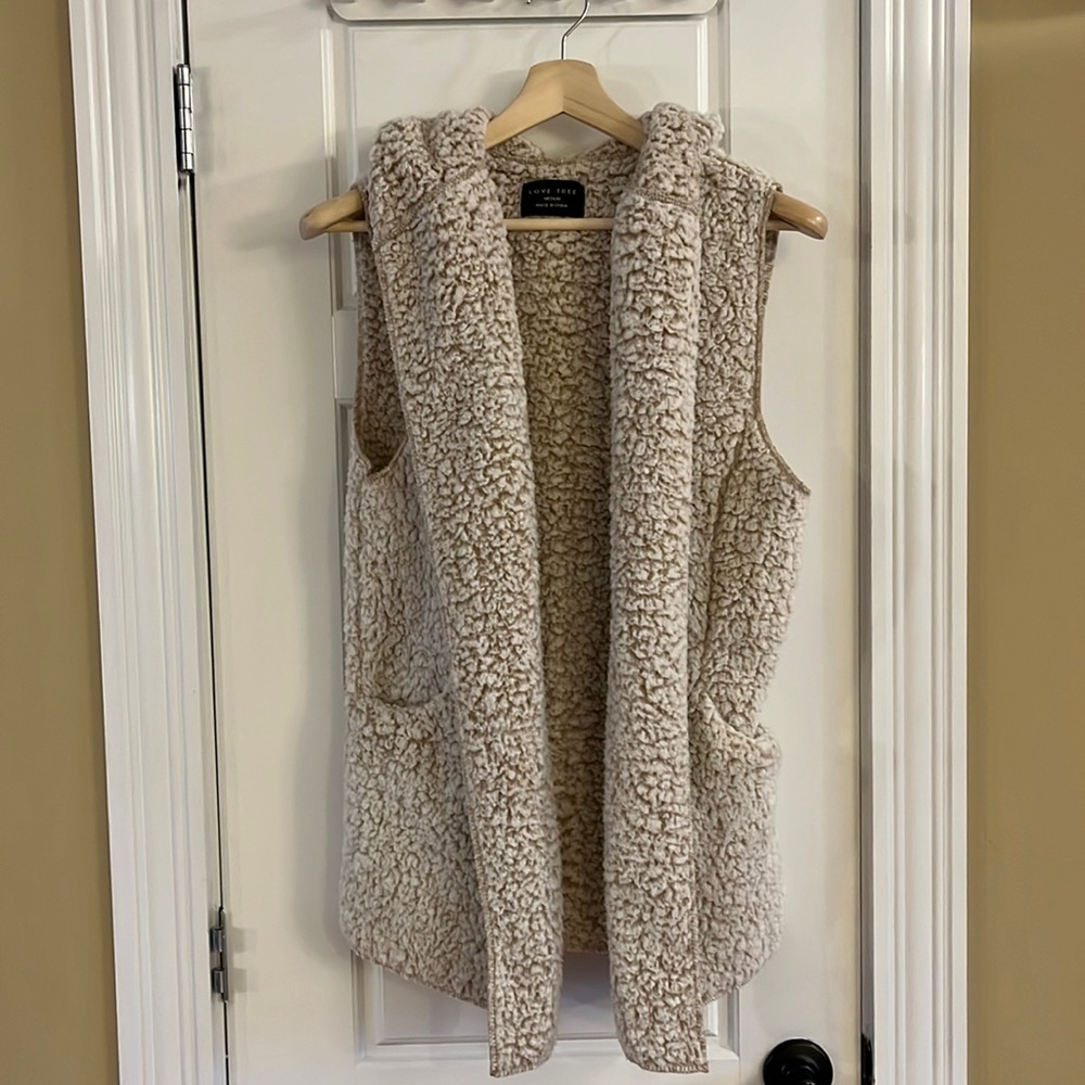 New Love Tree Womens Vest Duster Size Medium Teddy Bear Fleece Hood